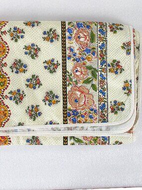 FLORAL BORDERED TABLECLOTH
